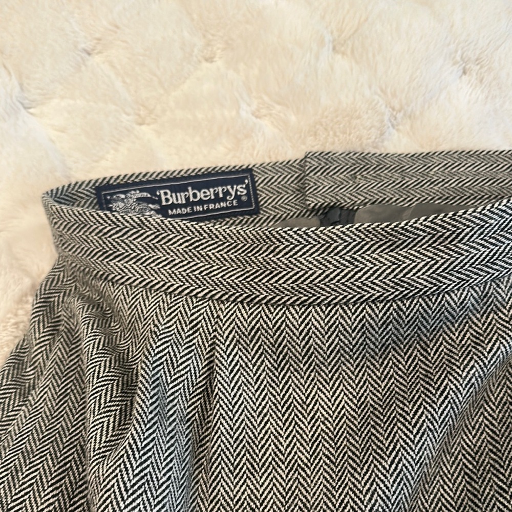Burberry Black and White Pencil Skirt